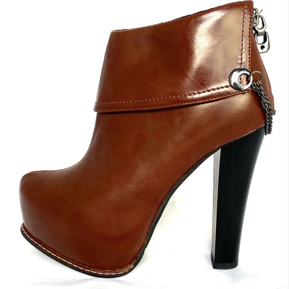 CHOCOLATE CHUNKY HEEL STILETTO WITH ROUNDED TOE - CUFF AND CHAIN ACCENTS - Picture 1 of 5